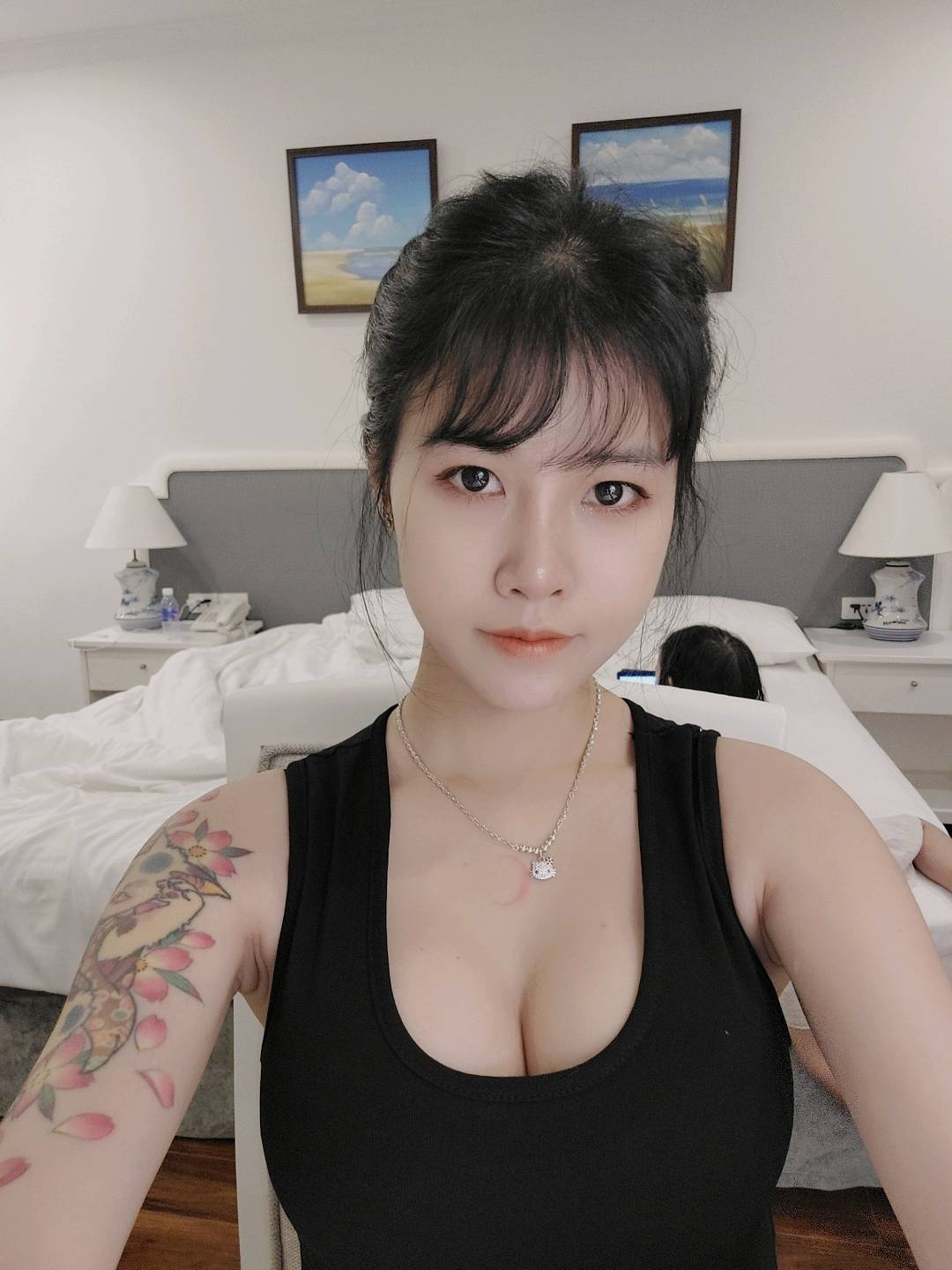 Honey from Vietnam — Talk to Girls on RabbitGirlChat